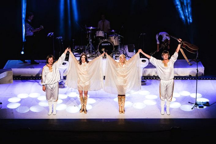 Страница ABBA tribute show на сайте официального букинг-агента Bnmusic